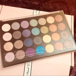 Bhcosmetics foil eyes 28 color eyeshadow palette